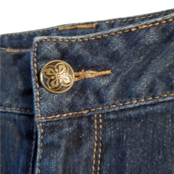 Lane Bryant Dark Wash Boot Cut Jeans • Size 16 - Picture 6 of 10